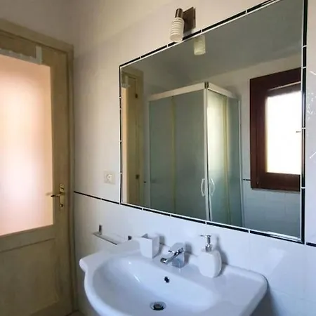 Casa Gioia Santa Maria Navarrese 펜션 *